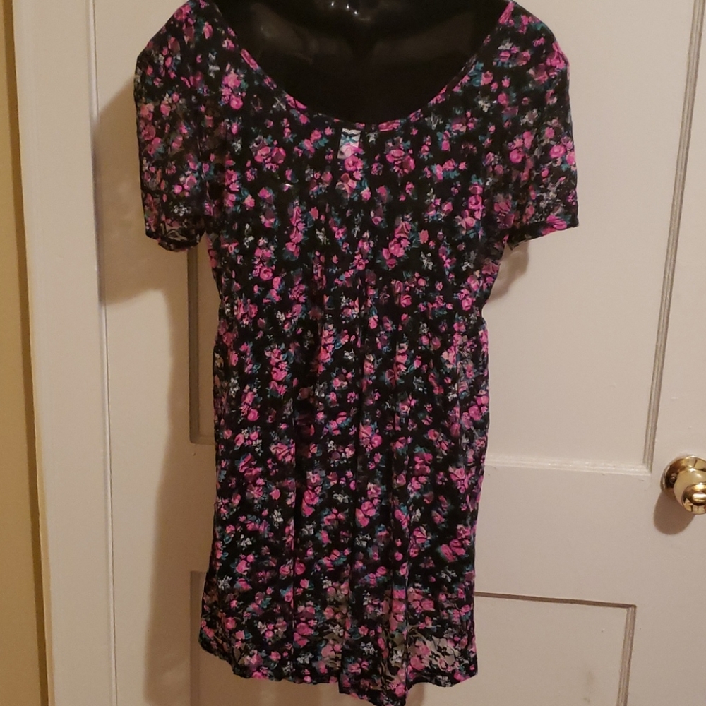 Torrid lace blouse - Picture 3 of 5